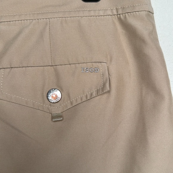 Izod - golf skirt - size 8 - Picture 4 of 8